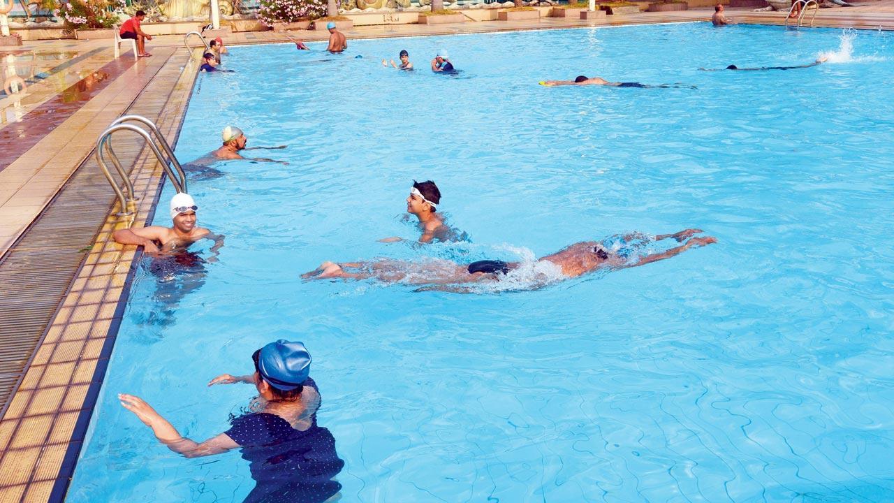Mumbai: All Dadar pool slots booked in a few hours