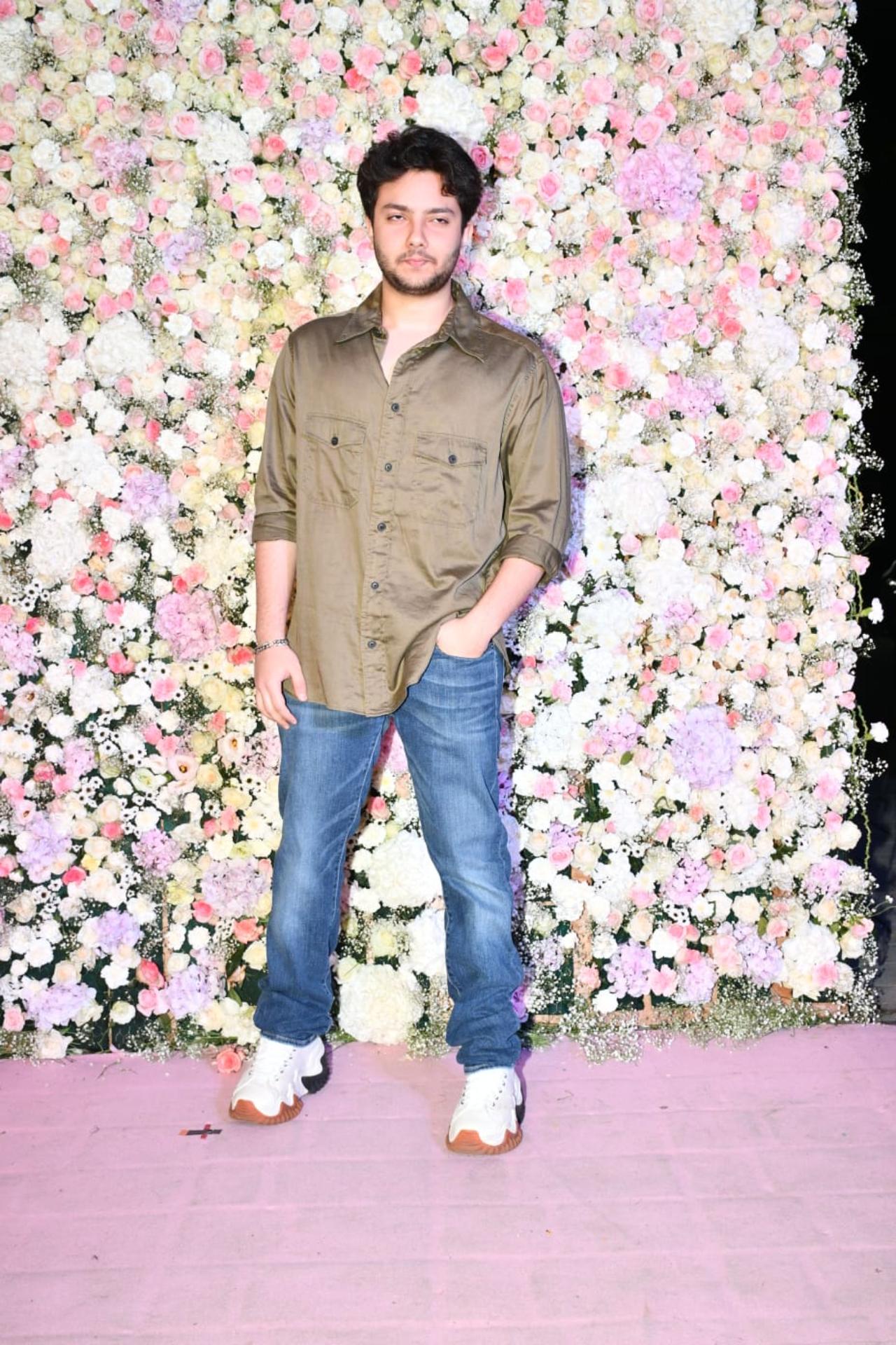 Sohail Khan and Seema's son Nirvaan made a solo entry at the party dressed in casuals