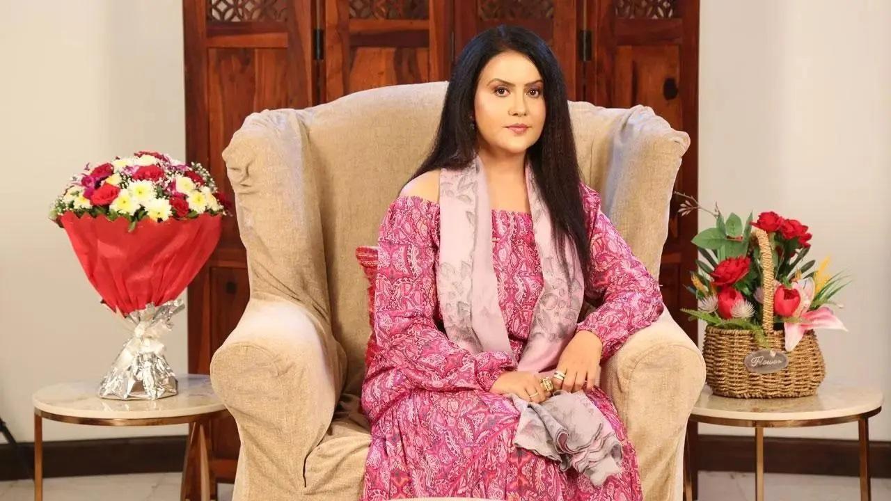 India has two 'rashtra pita', Narendra Modi is the father of New India, says Amruta Fadnavis