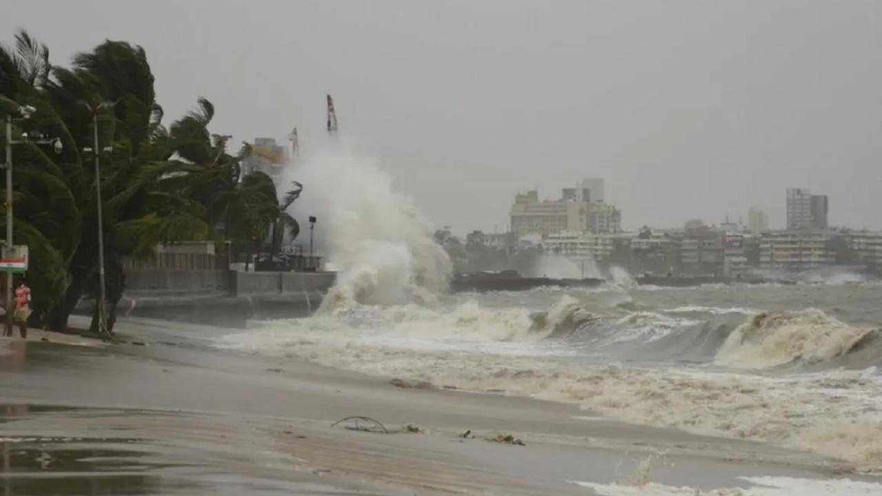 Maharashtra: High tide to affect 125 villages in Raigad during monsoon