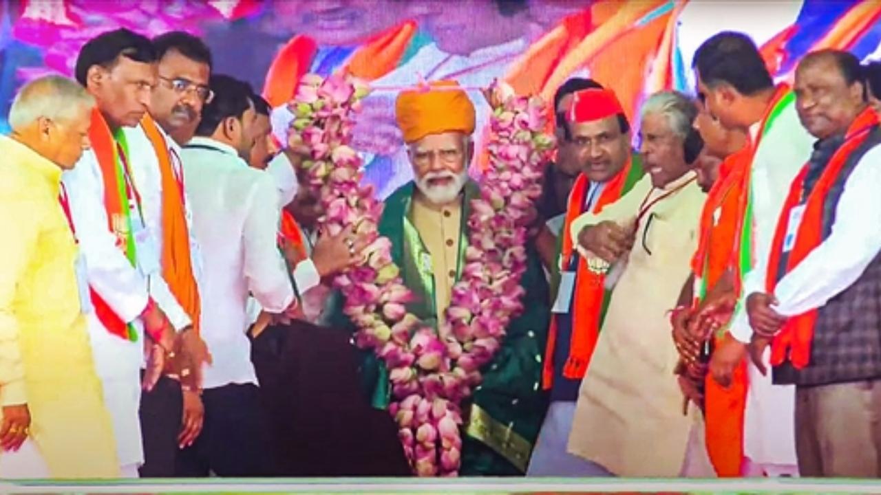 Congress, its leaders hurled different types of abuses at me 91 times, says PM in poll-bound Karnataka
