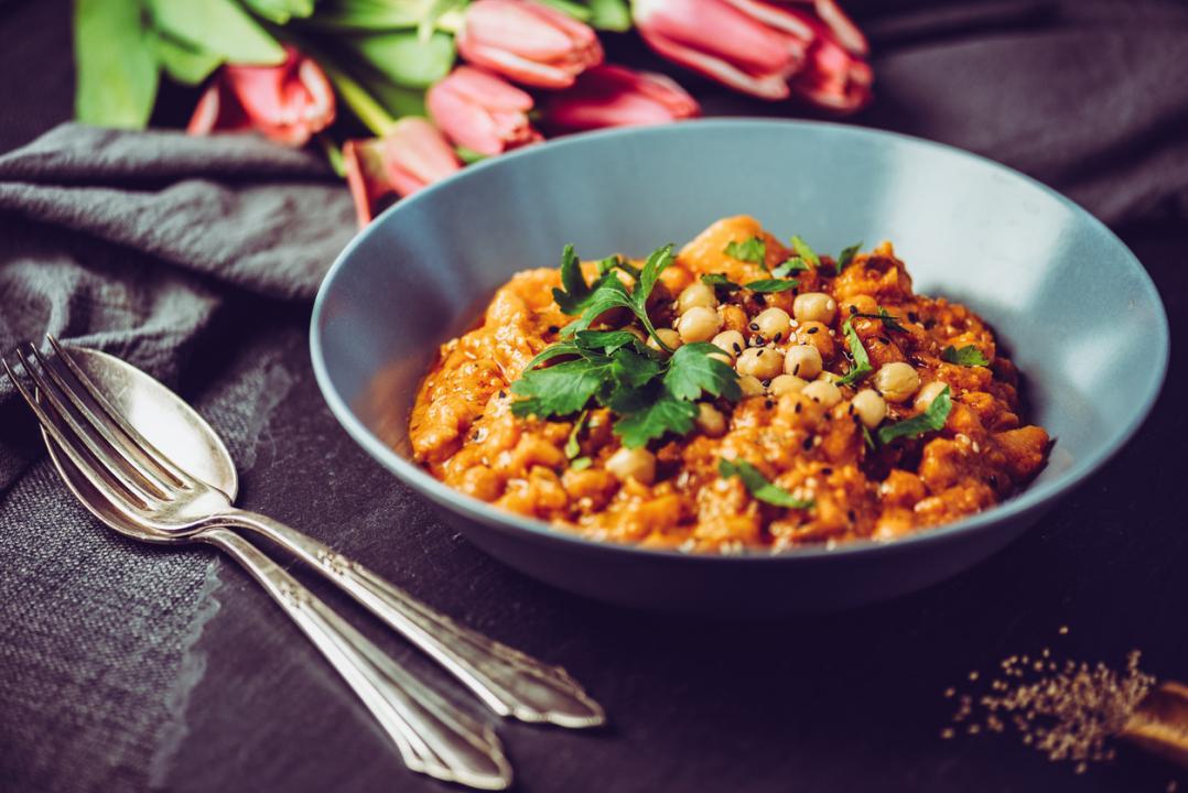 Hit these 6 bars and eateries in BKC with your friends after a busy working day