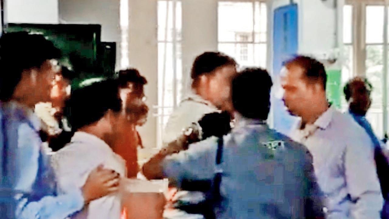 Mumbai: Bird drops trouble on Metro line