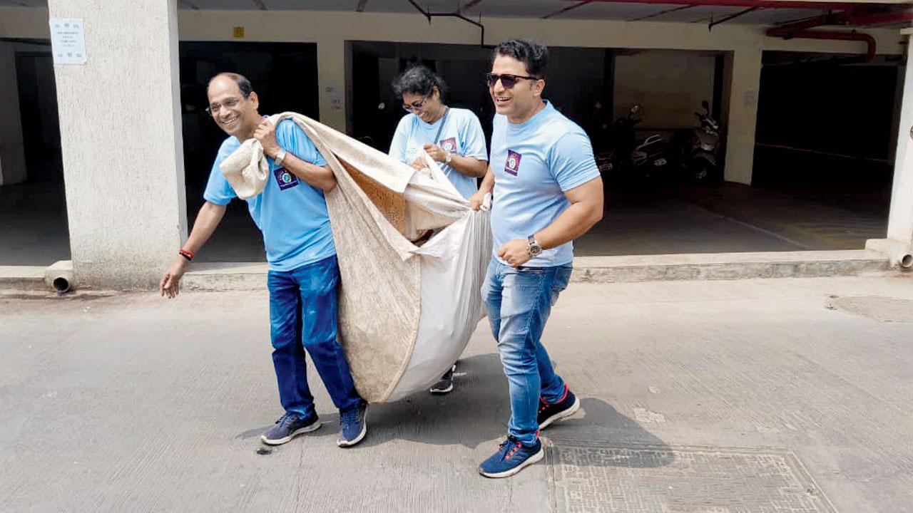 Residents participate in a cleanathon drive