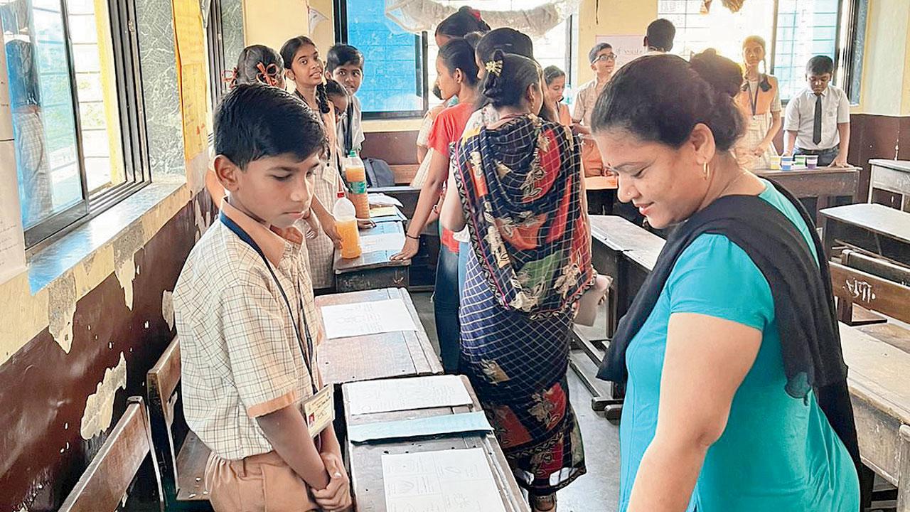 Students showcase their work during the Dharti Saathi programme