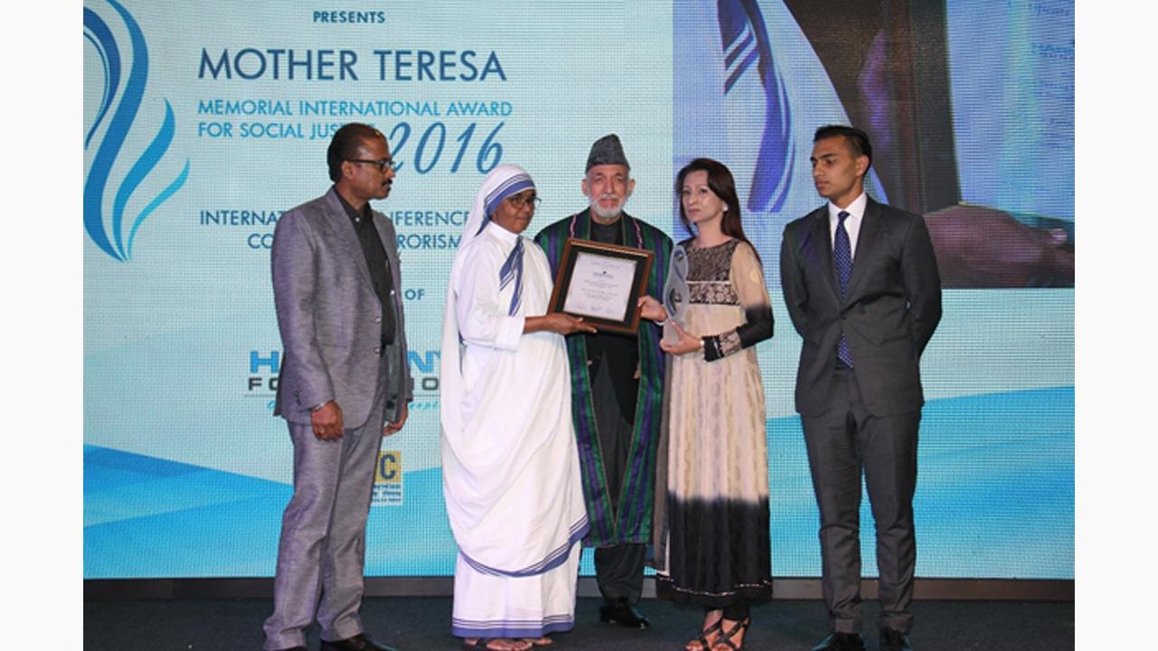 Mother Teresa Award By Harmony Foundation Led To The  Movie Faraaz