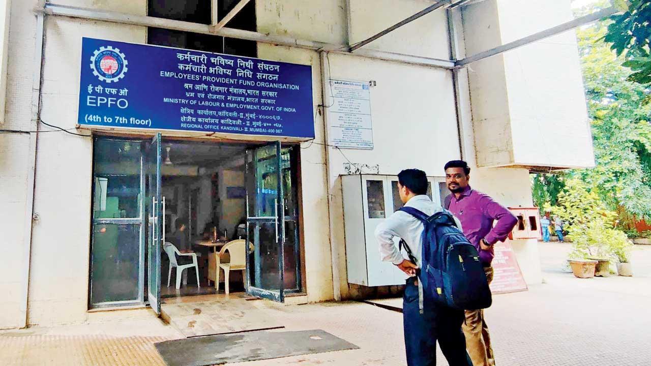 Bombay HC quashes transfer of suspended EPFO employee to Indore