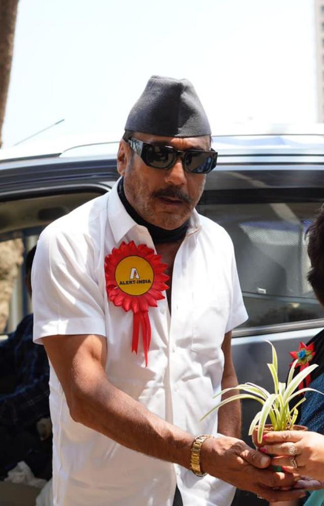 Jackie expressed his gratitude towards Alert India for their dedicated efforts towards creating awareness about leprosy