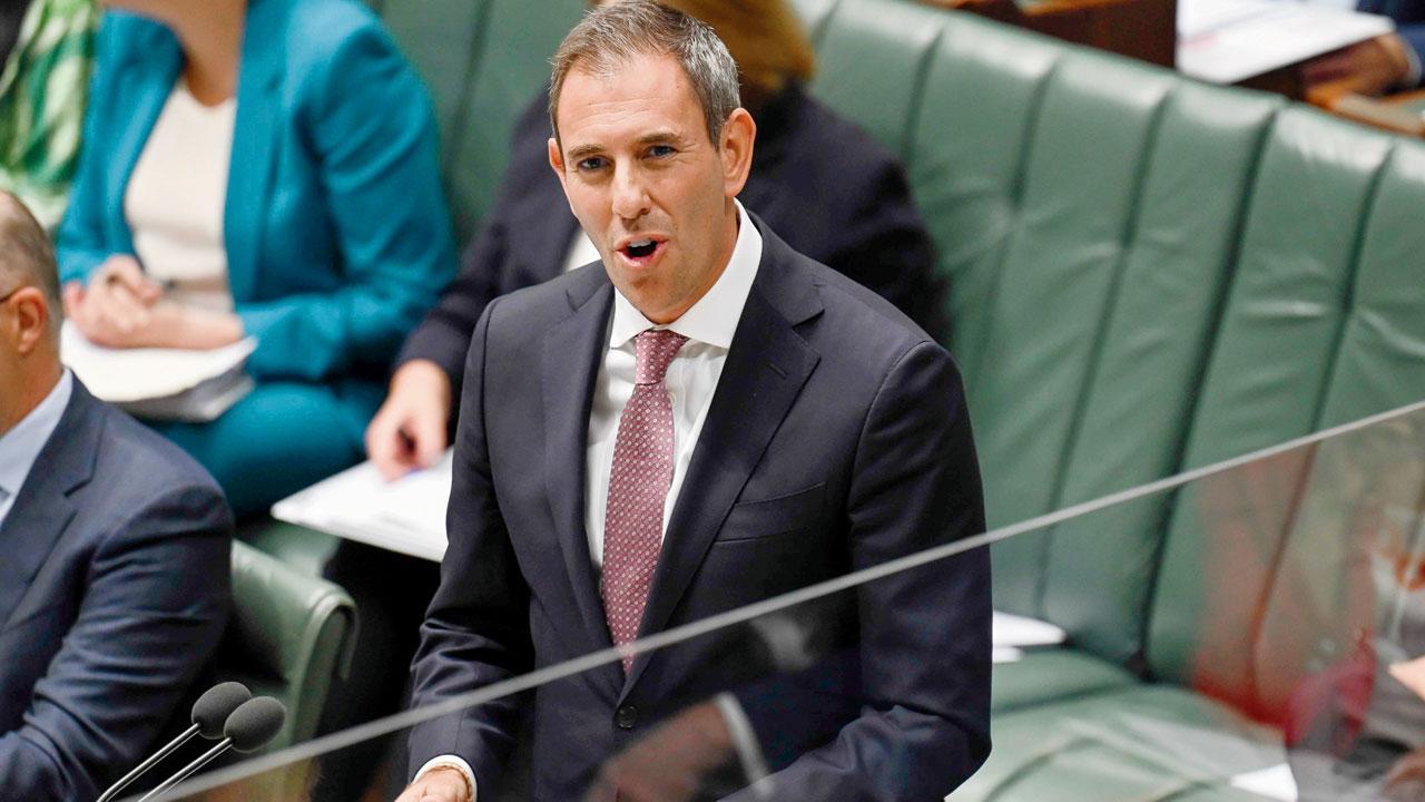 Australian treasurer cautions against future challenges
