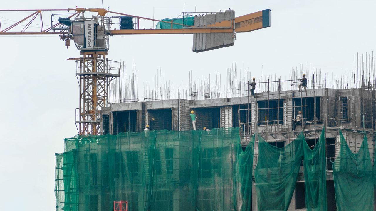 MahaRERA issued recovery warrants after developers failed to comply with its order to issue refund/compensation to buyers for pending projects or delayed delivery. Representation pic