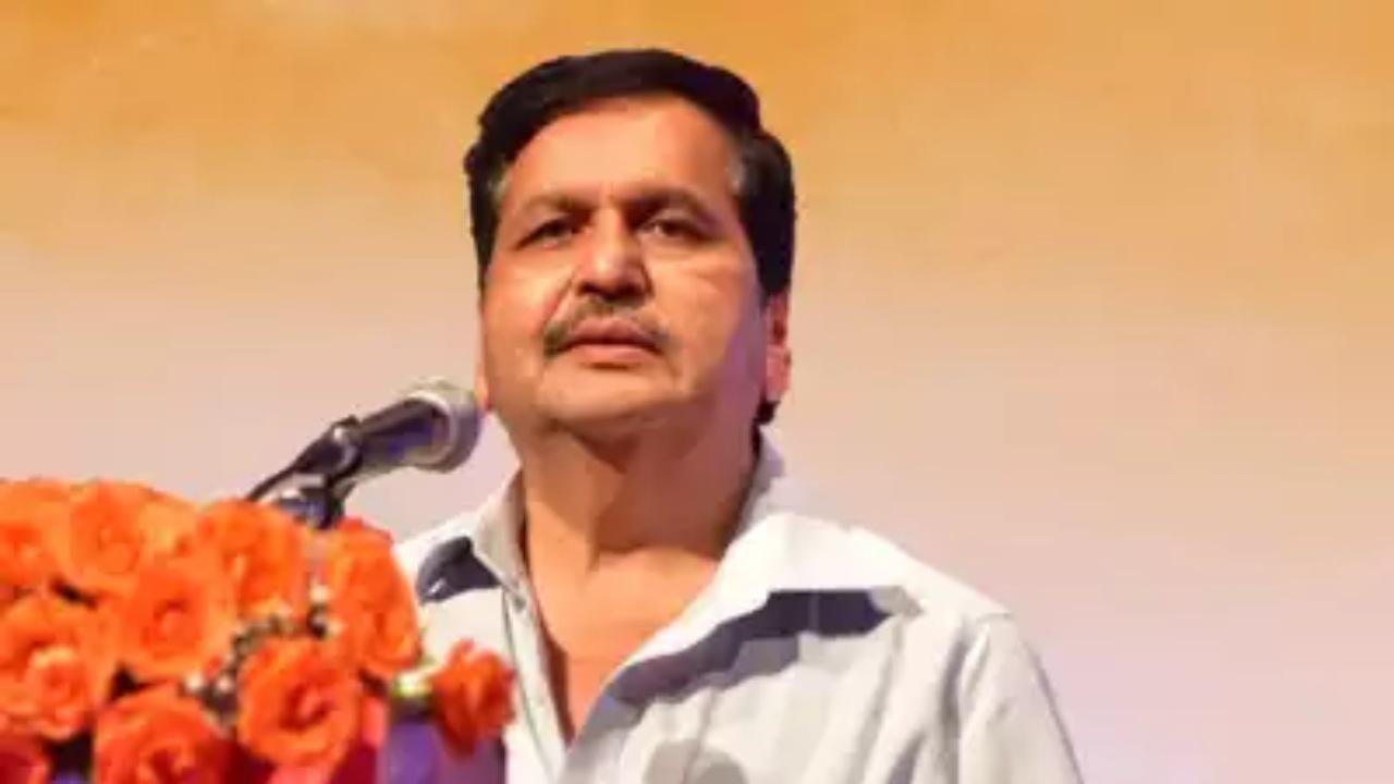 Maha minister proposes use of word 'Ganga Bhagirathi' to refer to widows, Congress slams him