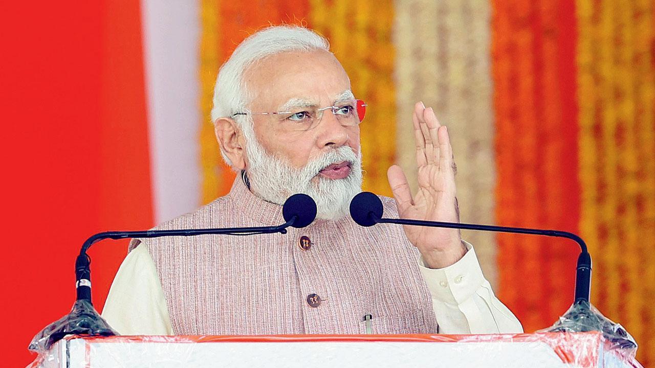 Pained at non-cooperation of Telengana govt in development: PM Modi