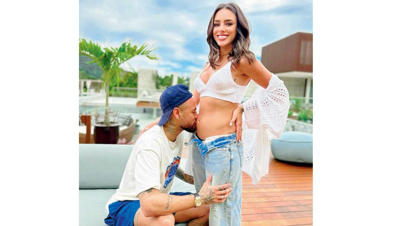 PSG superstar Neymar announces first child with girlfriend Bruna Biancardi