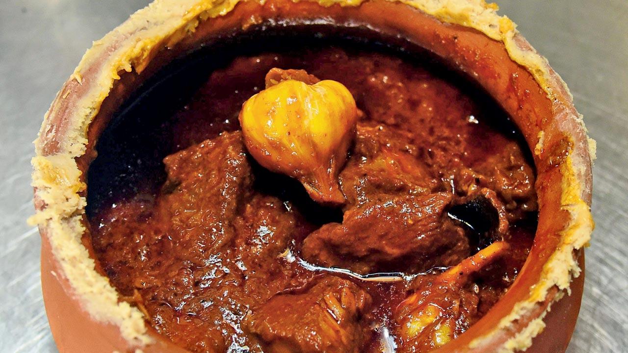 Once cooked, it is opened and served 