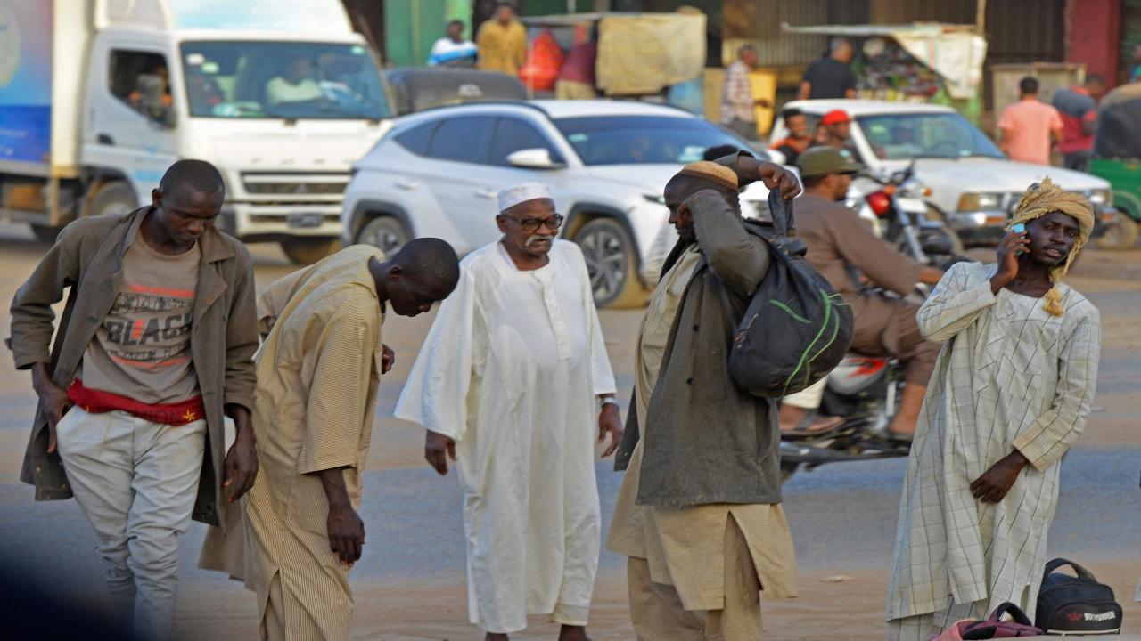 Sudan battles intensify on 3rd day; civilian deaths reach 97