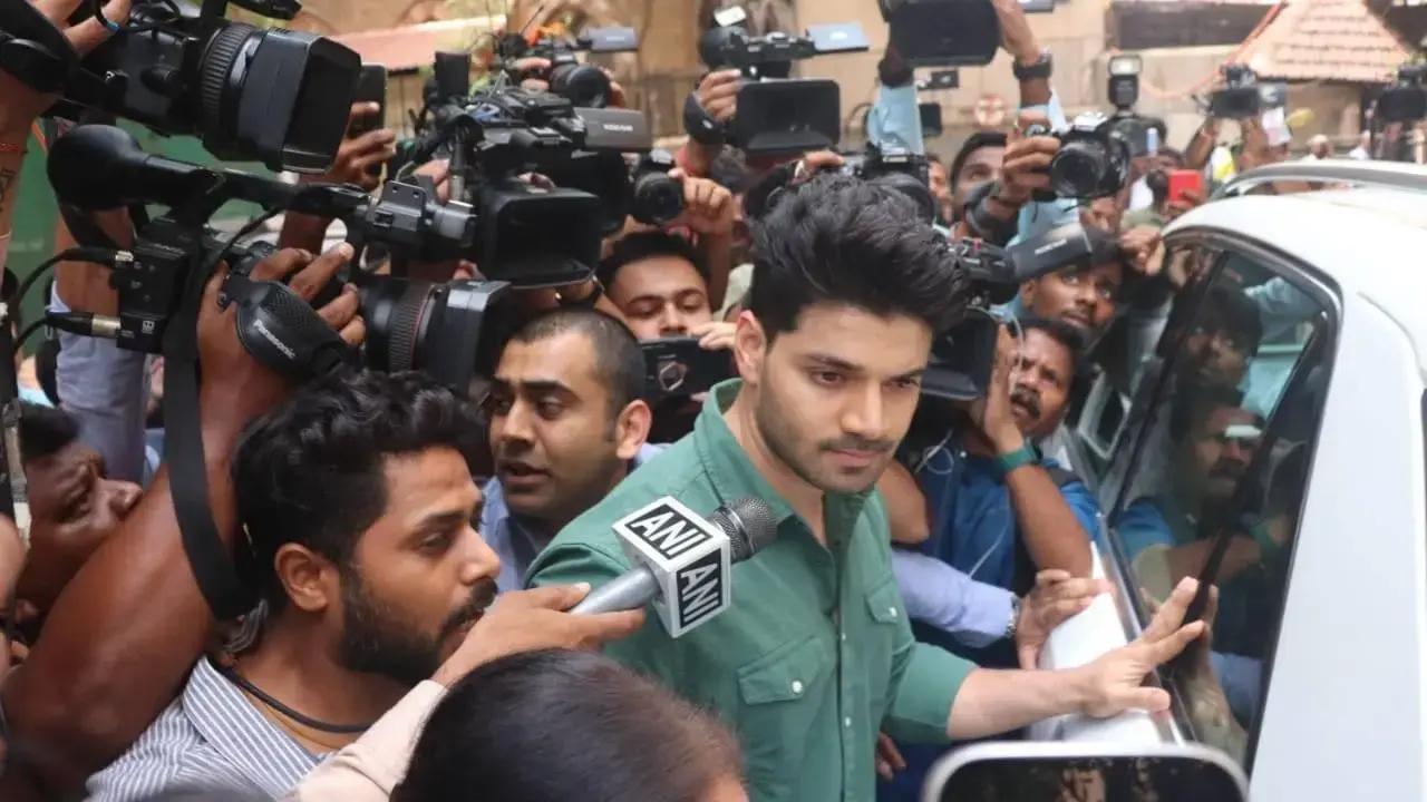 Actor Sooraj Pancholi was acquitted by a special CBI court in Mumbai in connection with the death of actor Jiah Khan on Friday. Sooraj who is the son of actors Aditya Pancholi and Zarina Wahab, was said to be in a relationship with Jiah. Jiah's mother Rabia Khan alleged that her daughter was murdered. Read full story here