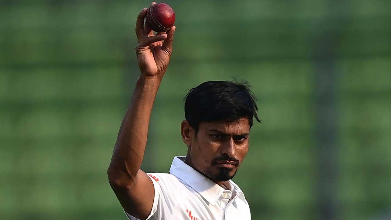 Ireland strike twice after scoring 214 v Bangladesh
