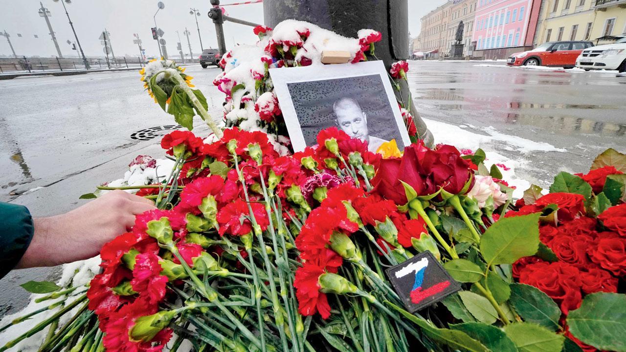 Russia blames Ukraine for bomb that killed blogger
