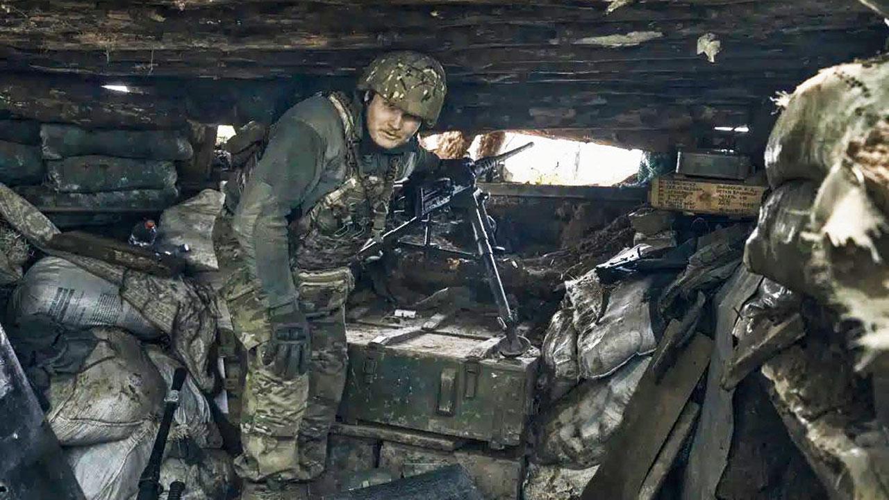 1 killed, 10 hurt as Russia hits Ukrainian museum