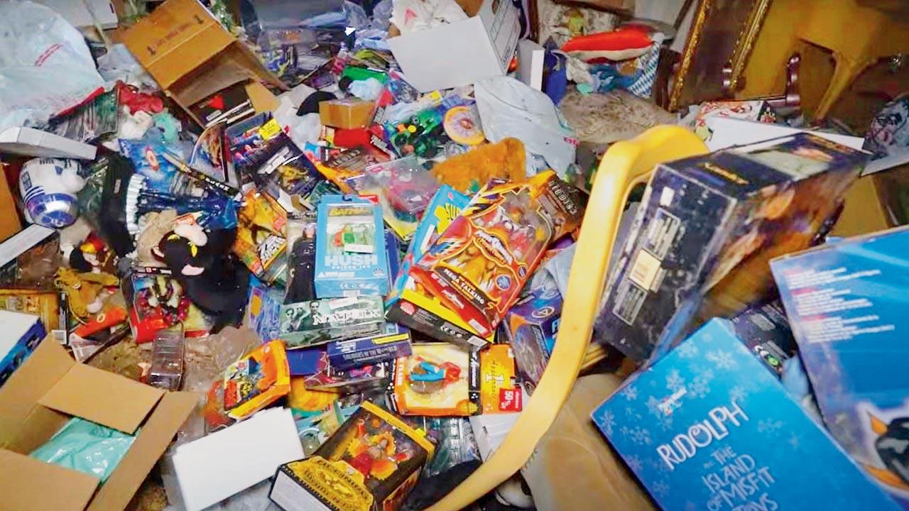 Urban explorer Devin Dark unearthed an abandoned house filled with toys. Pics/Youtube