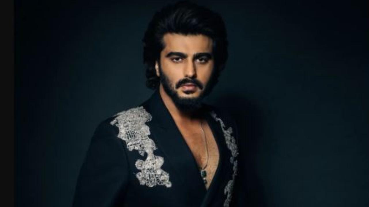 Arjun Kapoor holds a charity closet sale to promote 'Sports for Peace Day'