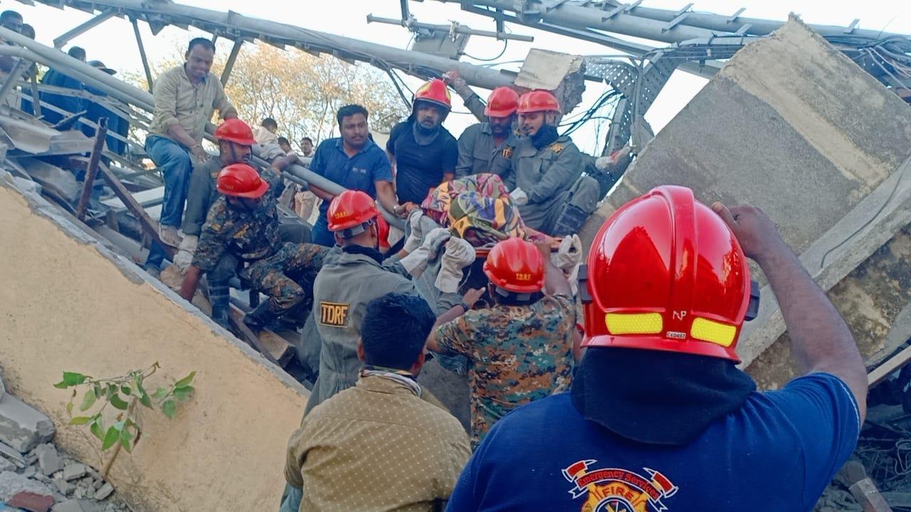Two bodies recovered, 11 rescued in Maha`s Bhiwandi after building collapses Two bodies recovered, 11 rescued in Maha`s Bhiwandi after building collapses