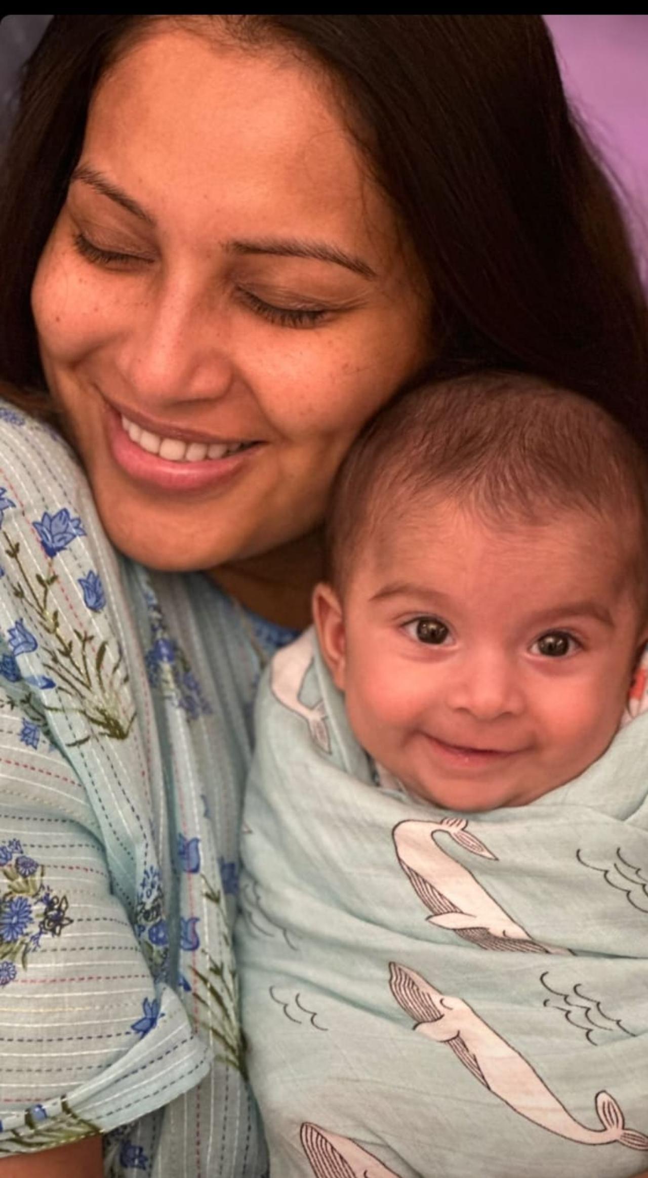 Bipasha Basu had first shared this adorable picture with her daughter on her Instagram stories but later deleted it and shared fresh set of pictures of Devi