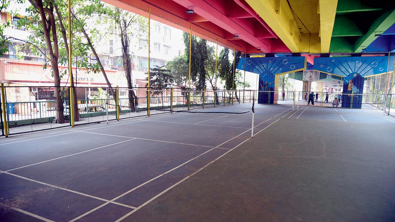 Badminton court