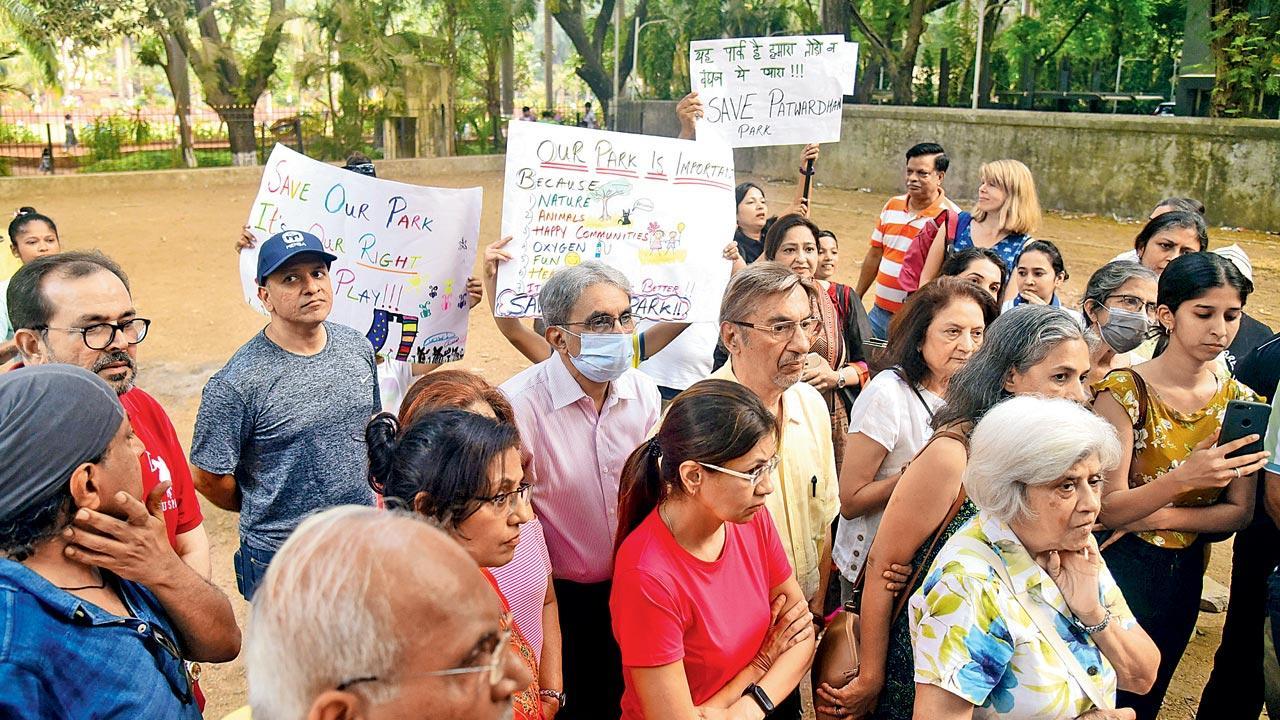 Mumbai: ‘Come, bat for Patwardhan Park’