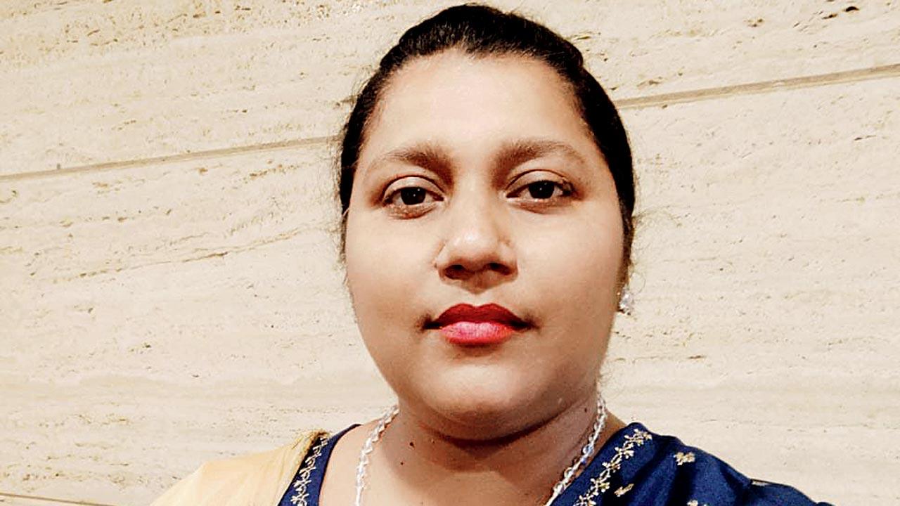  Zeenie Singh 