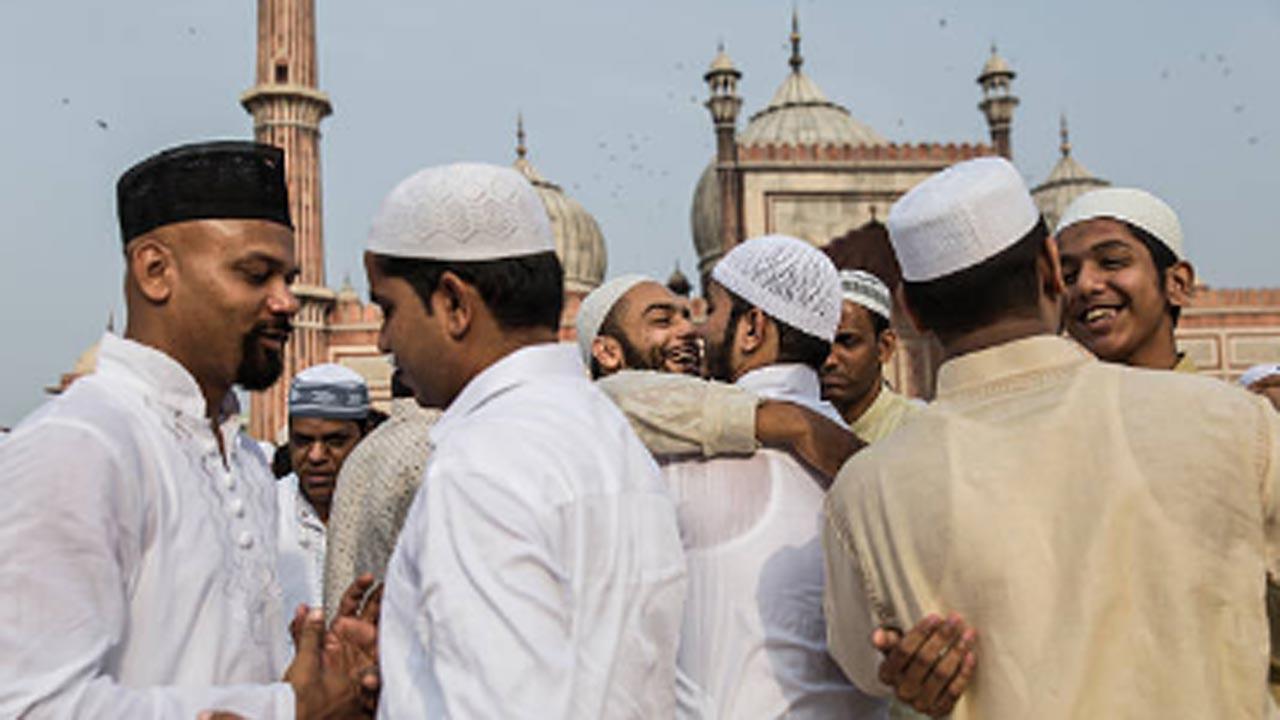 Eid-ul-Fitr 2023: Here's how Muslims are celebrating the holy festival around the world