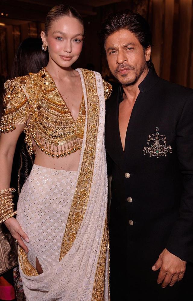 Don`t King Khan and Gigi Hadid make this picture one that cannot be missed?