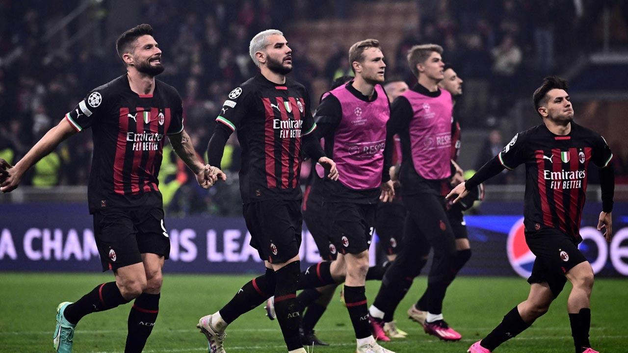 AC Milan beats 10-man Napoli 1-0 in Champions League quarters