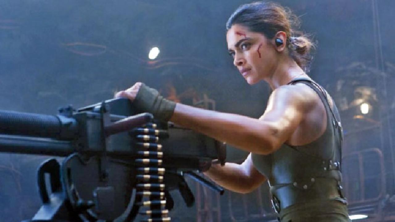 Deepika Padukone left audiences in awe with her action-packed performance in 'Pathaan'. Her co-actors, Shah Rukh Khan and John Abraham, applauded her for her heart-stopping action sequences.
 