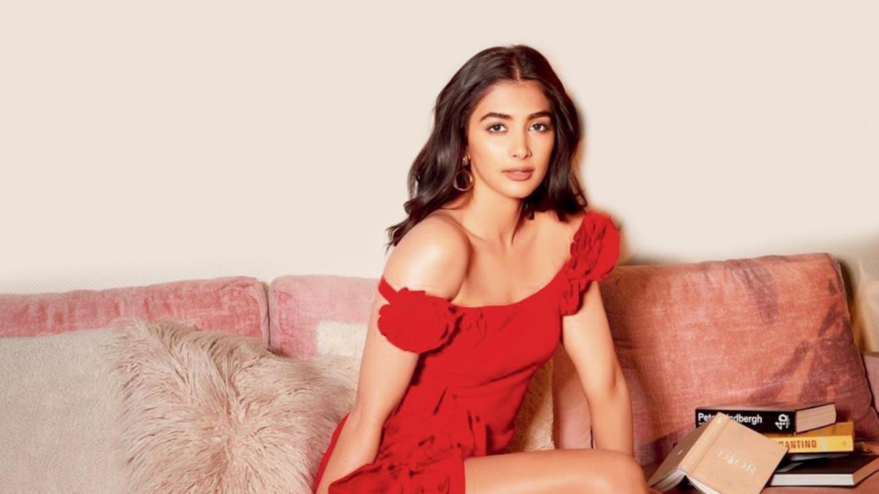 1280px x 720px - Pooja Hegde: Never got a bound script