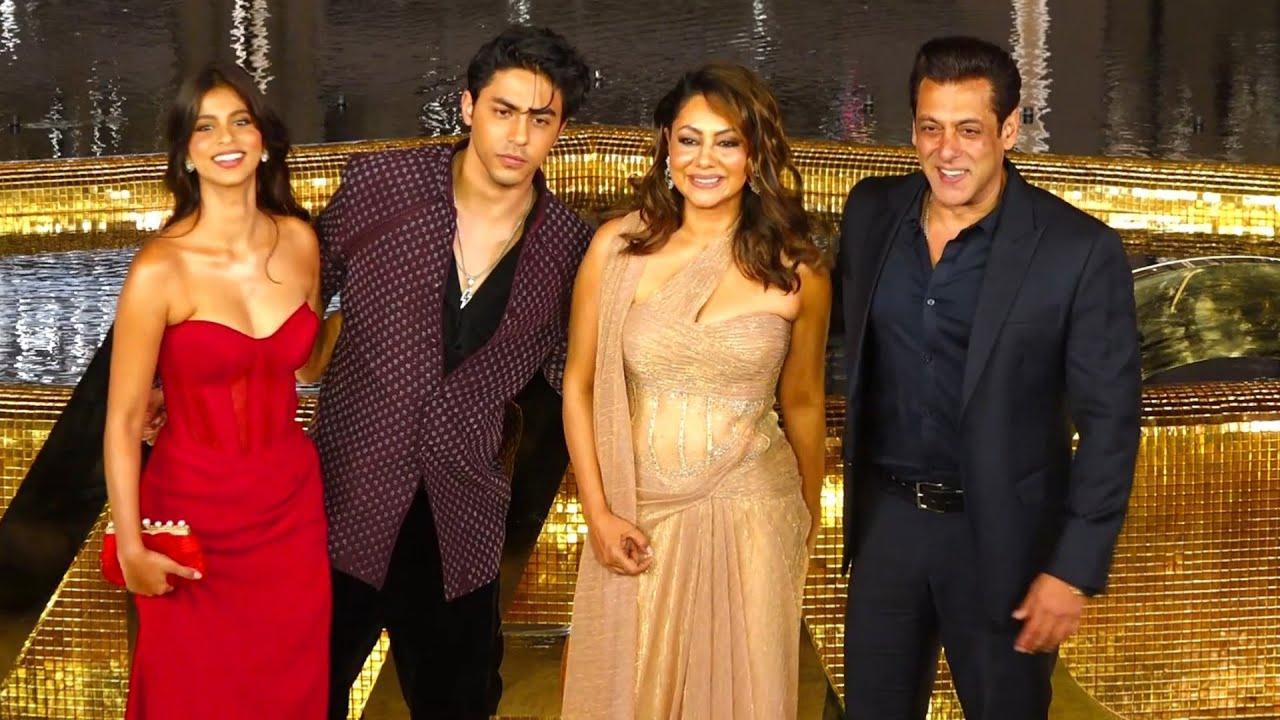 Salman Khan poses with Shah Rukh Khan's family, check out this cute moment