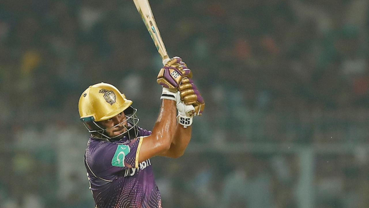 IPL 2023: 'Lord' Shardul runs riot against RCB, becomes fastest Indian to hit 50