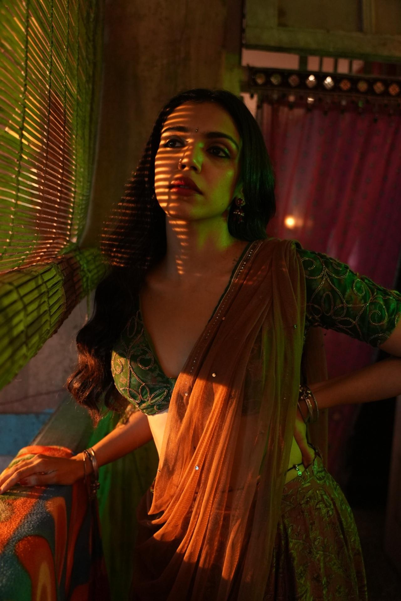 Madhu from 'Taaza Khabar:'
Wherein actresses are known to turn down the role of a prostitute, Shriya chose to redefine the portrayal of a sex worker with Madhu. The gutsy actress not only challenged the stereotypical, on-screen representation of sex workers but also mesmerised the audiences with her charm in the much-acclaimed series with a more humane depth