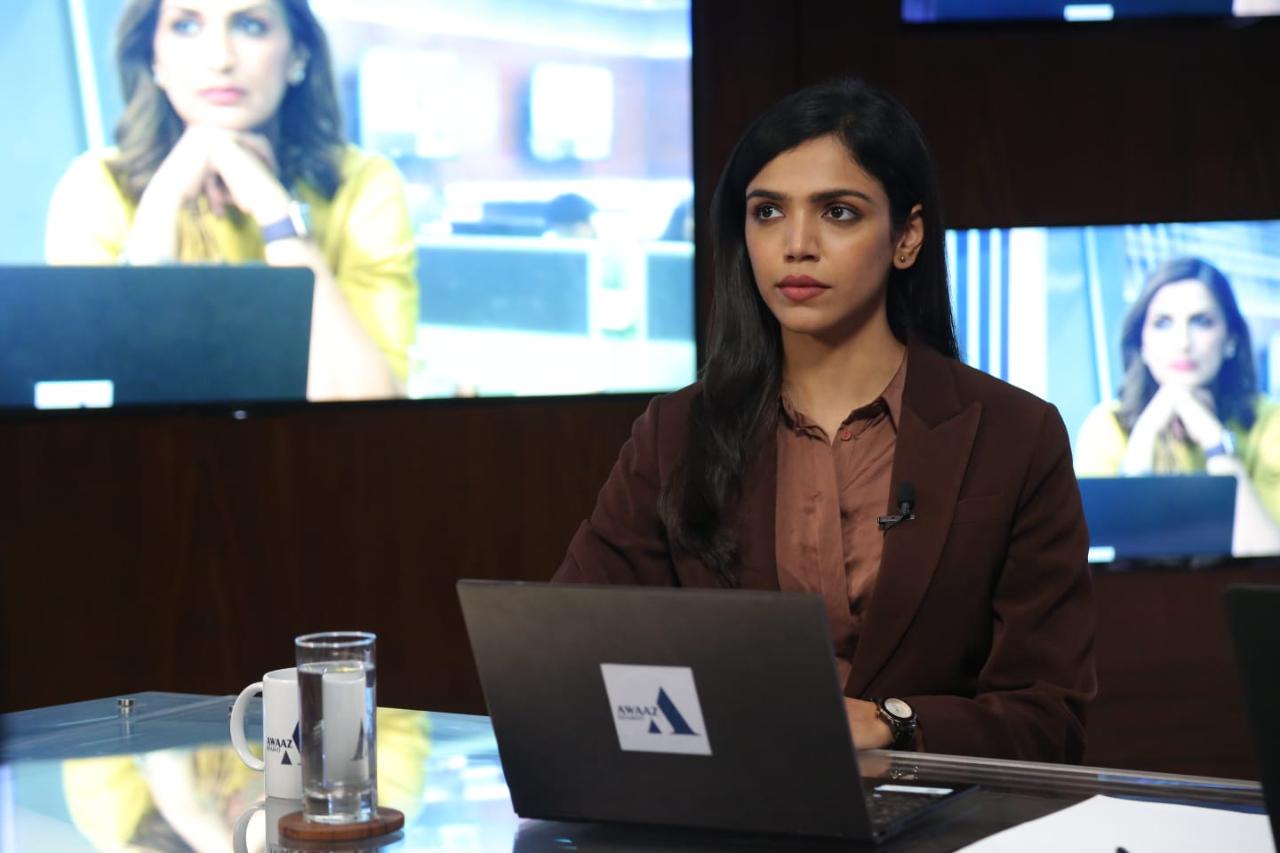 Radha Bhargava from 'The Broken News:'
Shriya manages to break the moulds each time with her portrayals! In 'The Broken News,' Shriya's Radha Bhargava exudes confidence and ambition of an idealist journalist caught on the perils of taking on a corrupt political system! Shriya's superbly layered portrayal of Radha in the feculent waters of TRP-driven farce of Indian journalism leaves you simply stunned owing to her brilliant range of craft