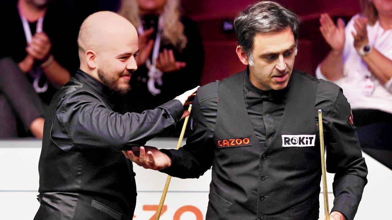Rocket Ronnie fails to take off in quarters