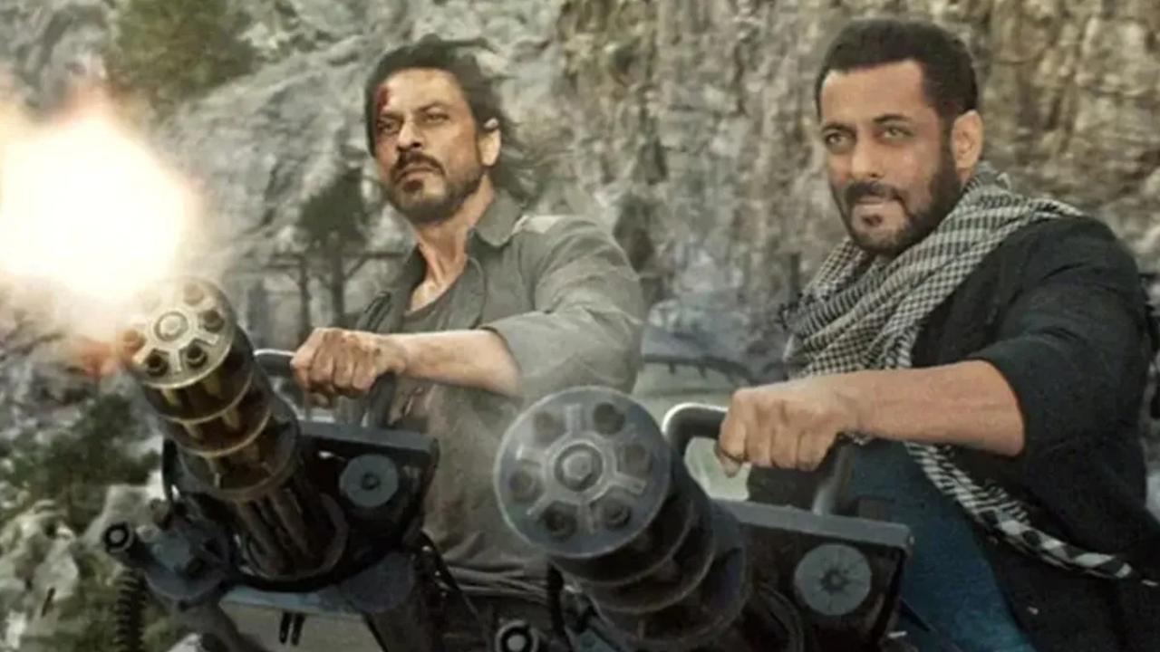 After Ayan Mukerji takes over 'War 2', Siddharth Anand to direct 'Tiger vs Pathaan'
