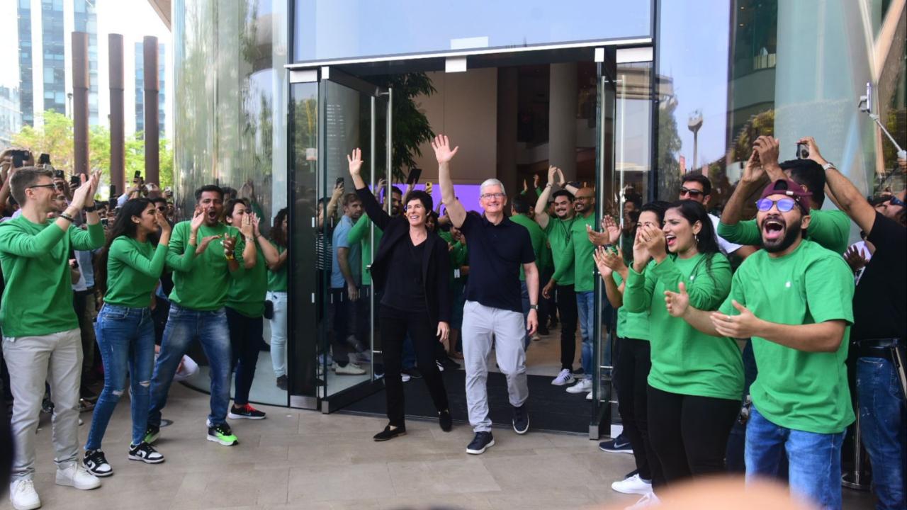 Tim Cook at the Apple store launch in Mumbai