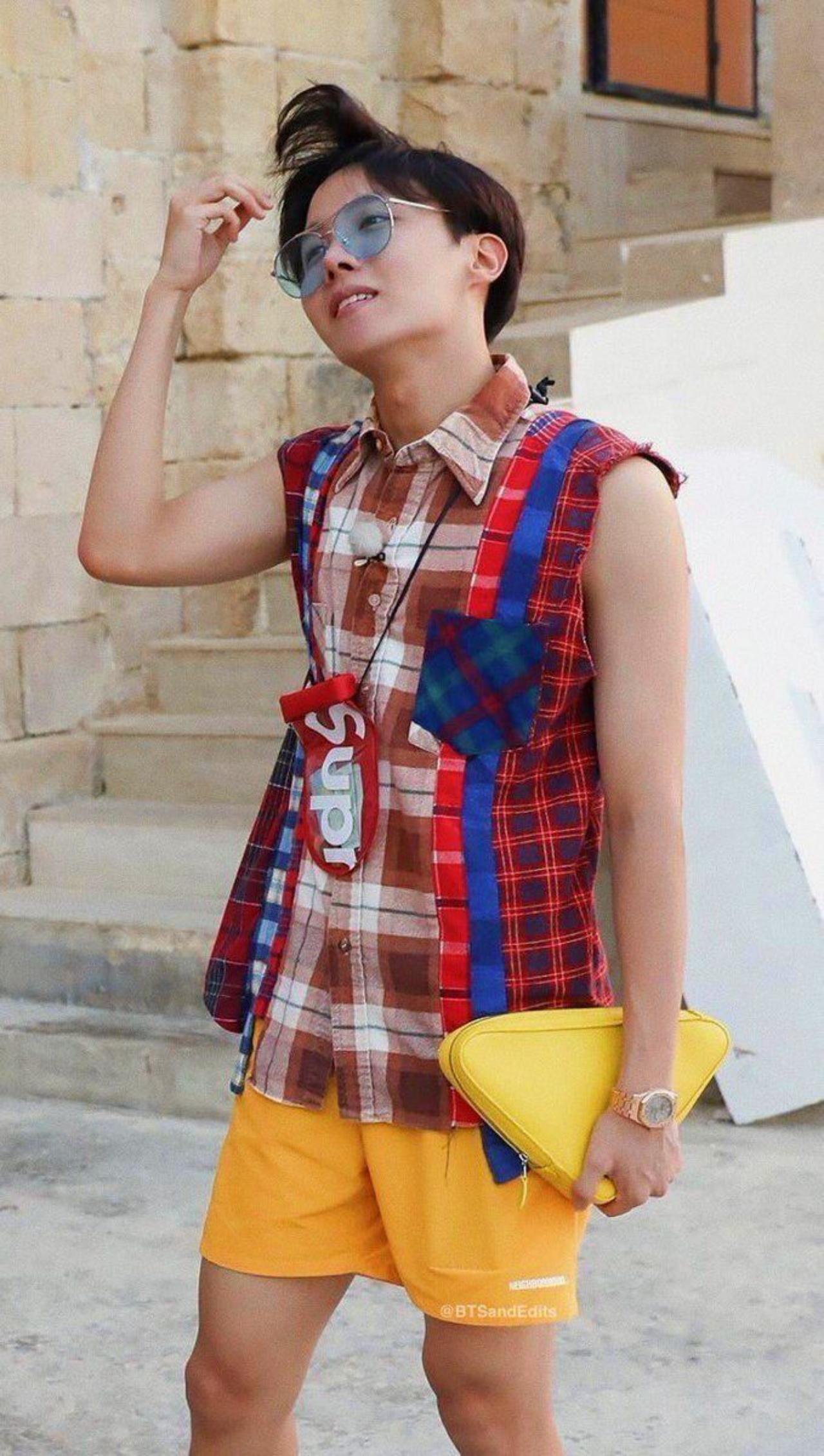 Fans loved this look of the artist in Malta. J-Hope is dressed in a distressed-style checkered vest and yellow shorts - an outfit that perfectly describes J-Hope's eclectic and unique sense of style