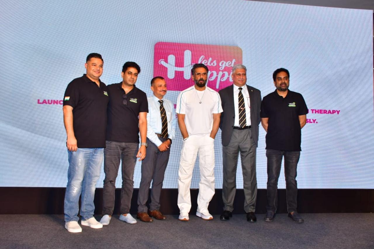 Suniel Shetty and Vishwas Nangre Patil launched an app at an event in Mumbai today
