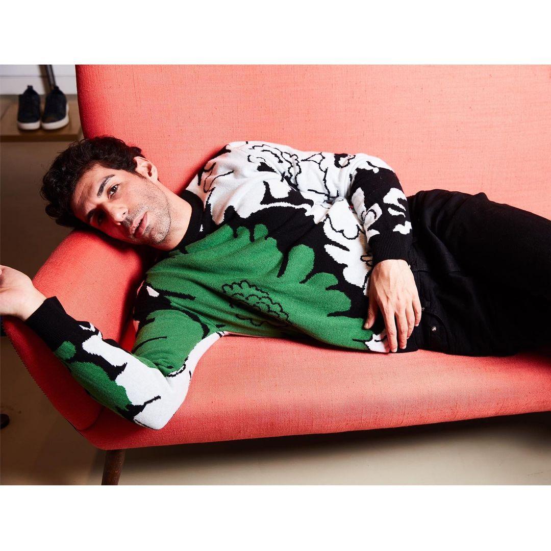 Jim Sarbh exudes a relaxed yet stylish vibe as he dons a green and white sweater. The choice of a green and white color palette adds a refreshing touch to his look, while the sweater's comfortable design enhances the overall casual appeal.