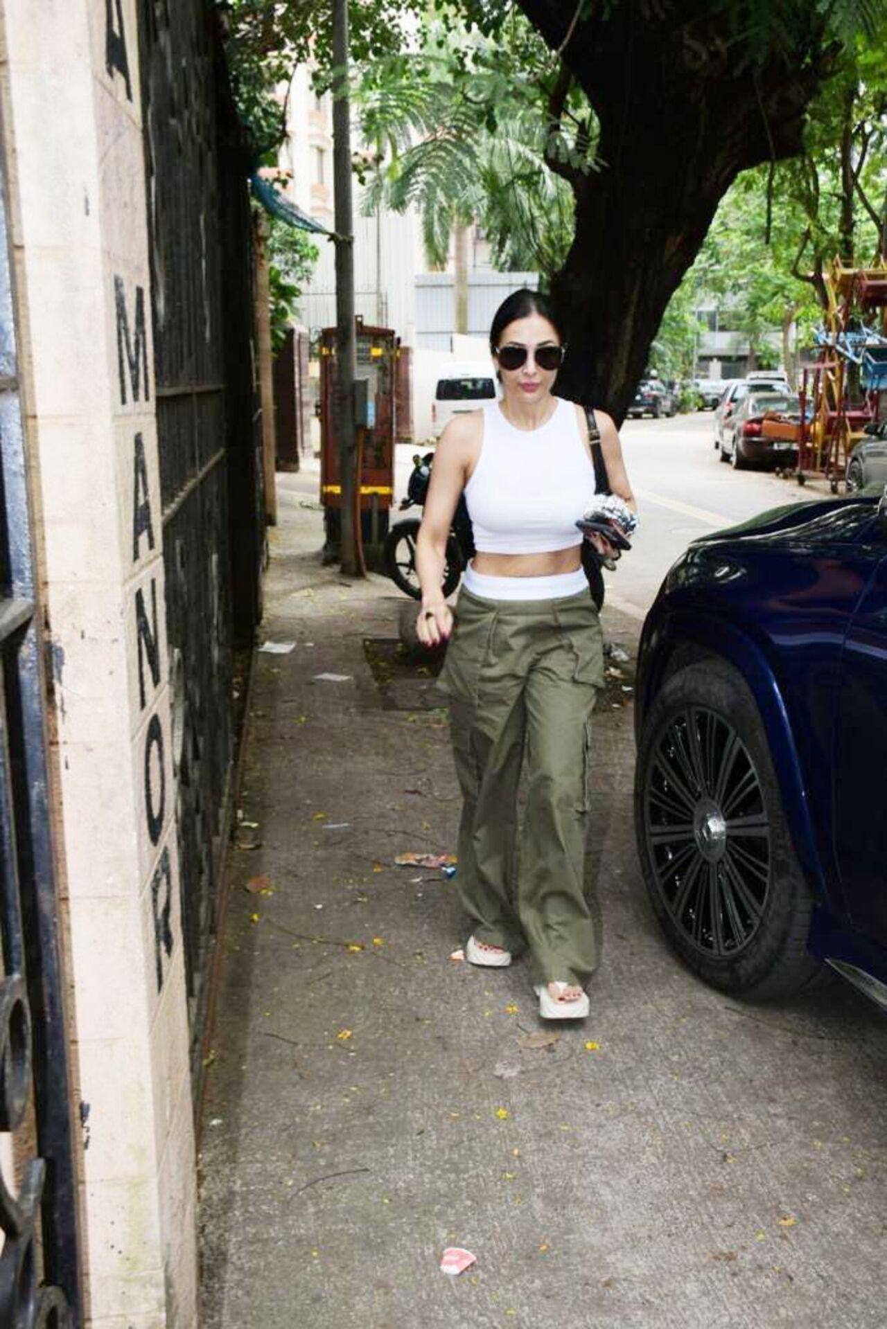 Malaika Arora looked fashionable as she was spotted at her parents' house in Bandra
