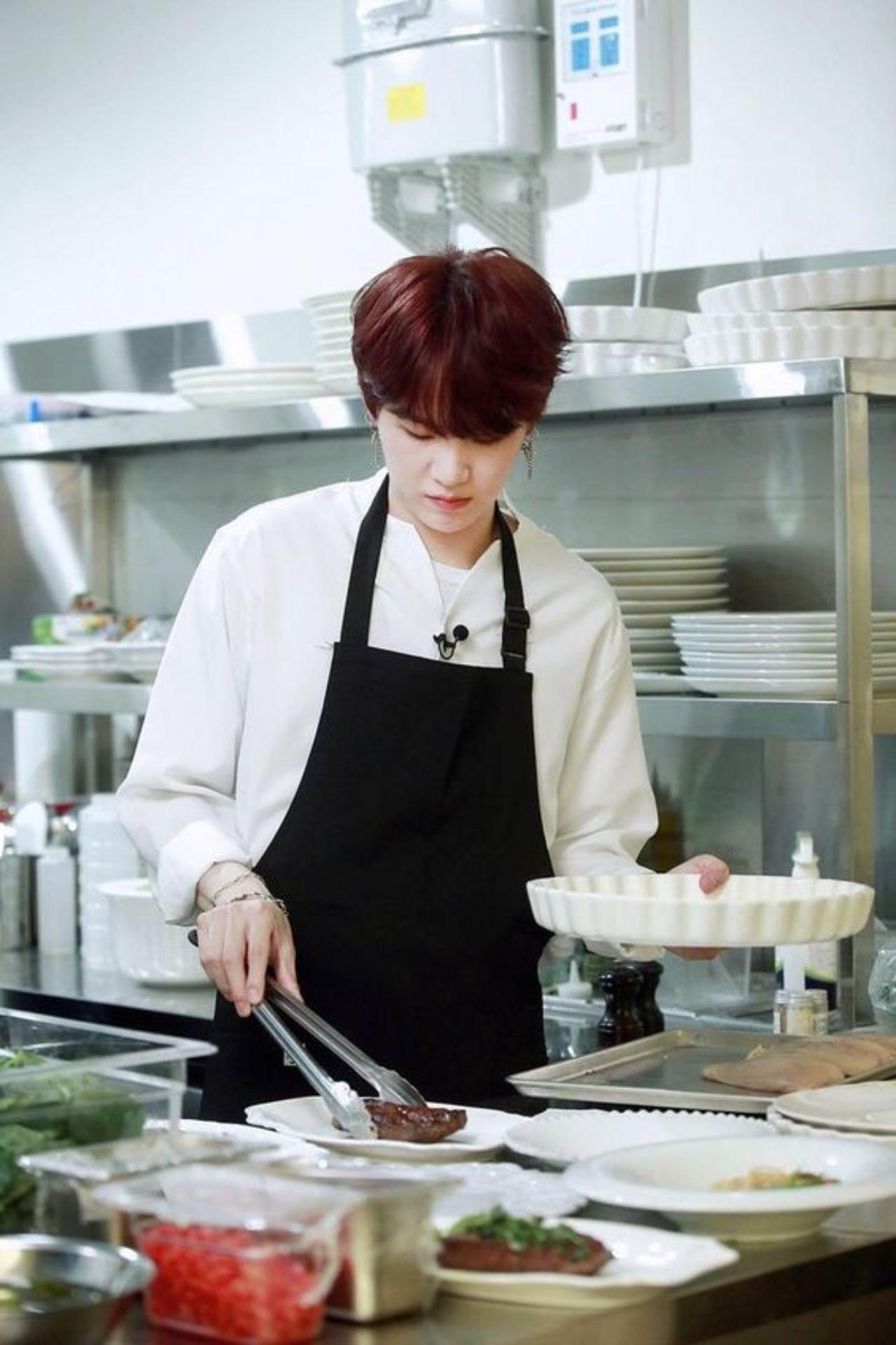 As expected, Chef Min Suga whipped up some delicious steak for everyone to enjoy. Even the chef who actually ran the kitchen was impressed!