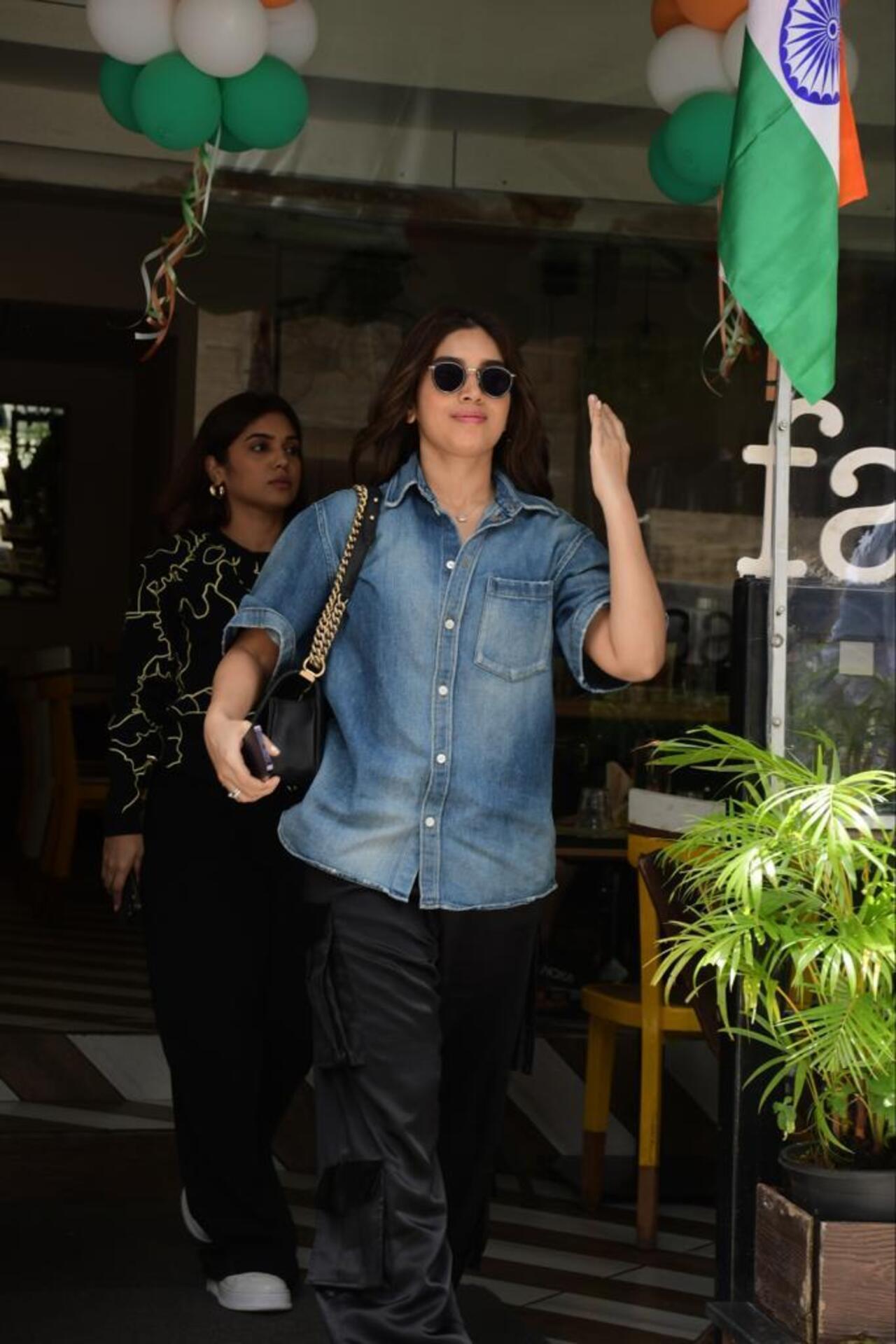 Bhumi Pednekar was clicked wearing a cool denim shirt paired with black jeans. The trendy sun-glasses made her look smart