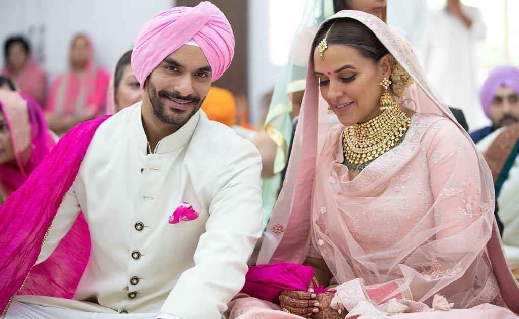 The couple selected a gurudwara in the heart of the city as the setting for their union, ensuring an intimate gathering comprised of only a few close friends and family members. 