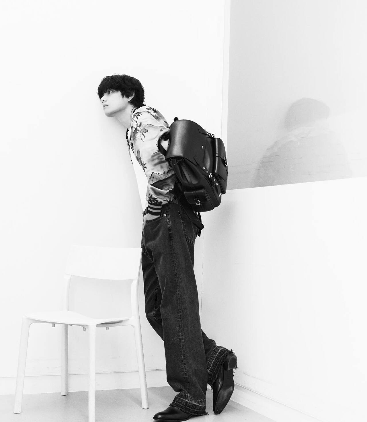 Leg day for Taehyung never goes out of style